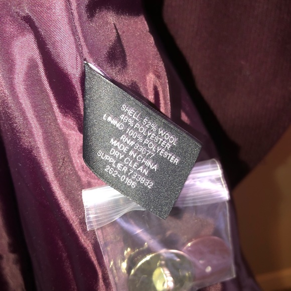 NWOT Liz Claiborne Long Coat. - Picture 5 of 6